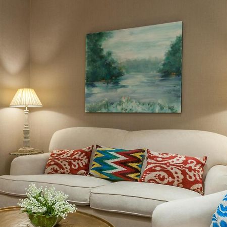 Suites Murillo Catedral Seville Luaran gambar
