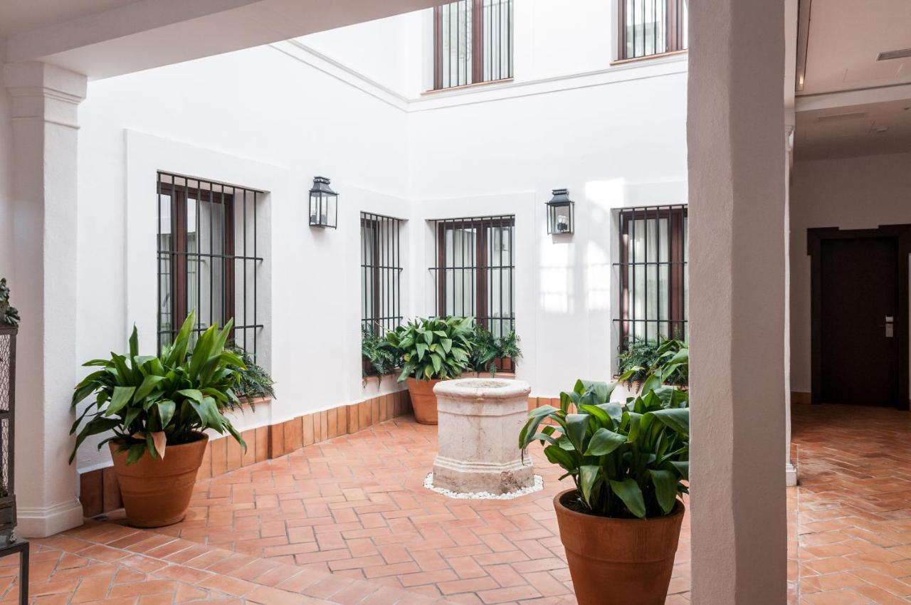 Suites Murillo Catedral Seville Luaran gambar