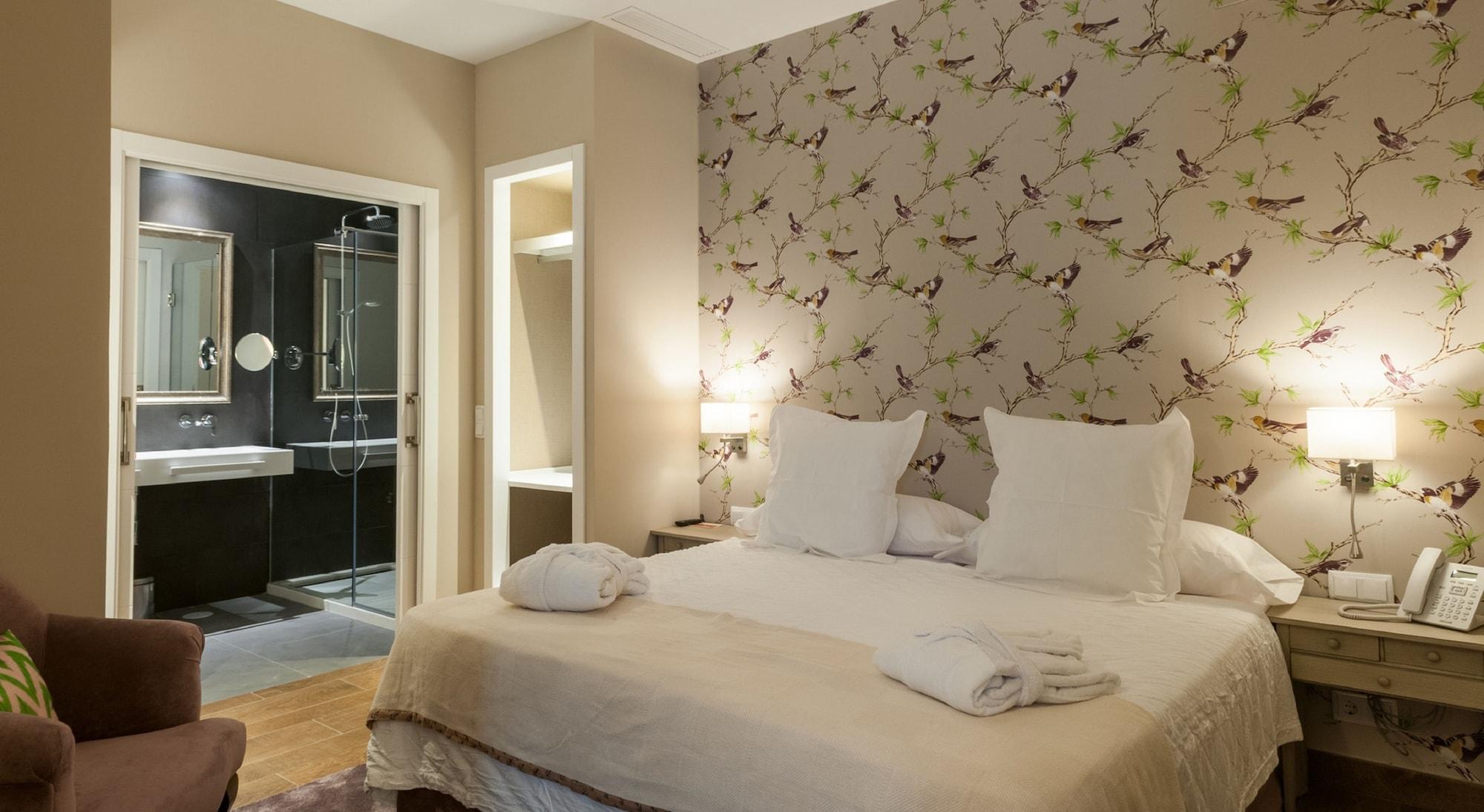 Suites Murillo Catedral Seville Luaran gambar