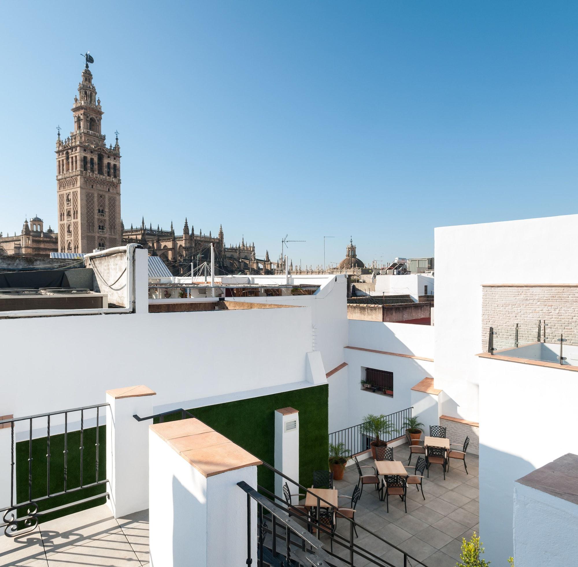 Suites Murillo Catedral Seville Luaran gambar