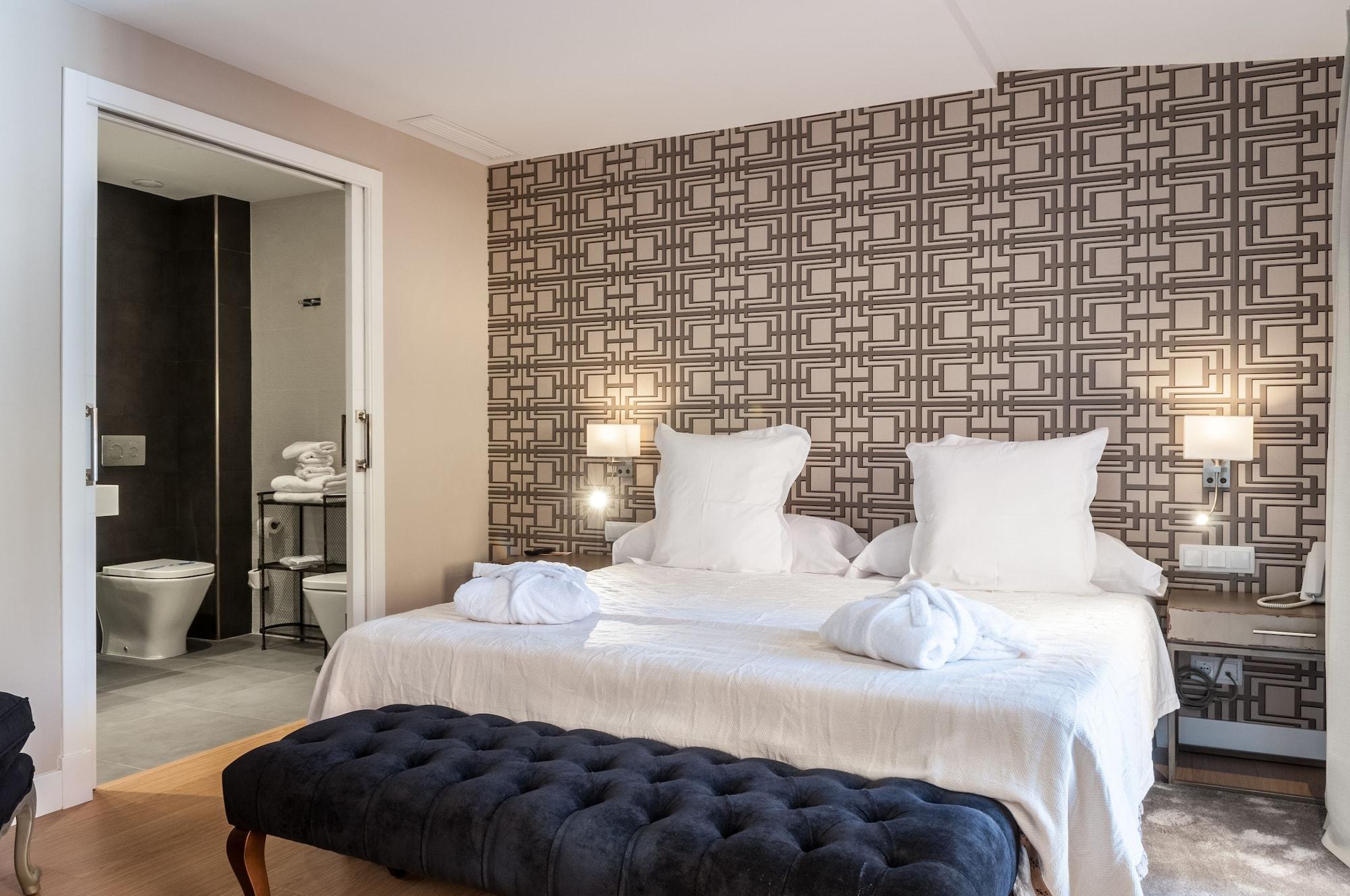Suites Murillo Catedral Seville Luaran gambar