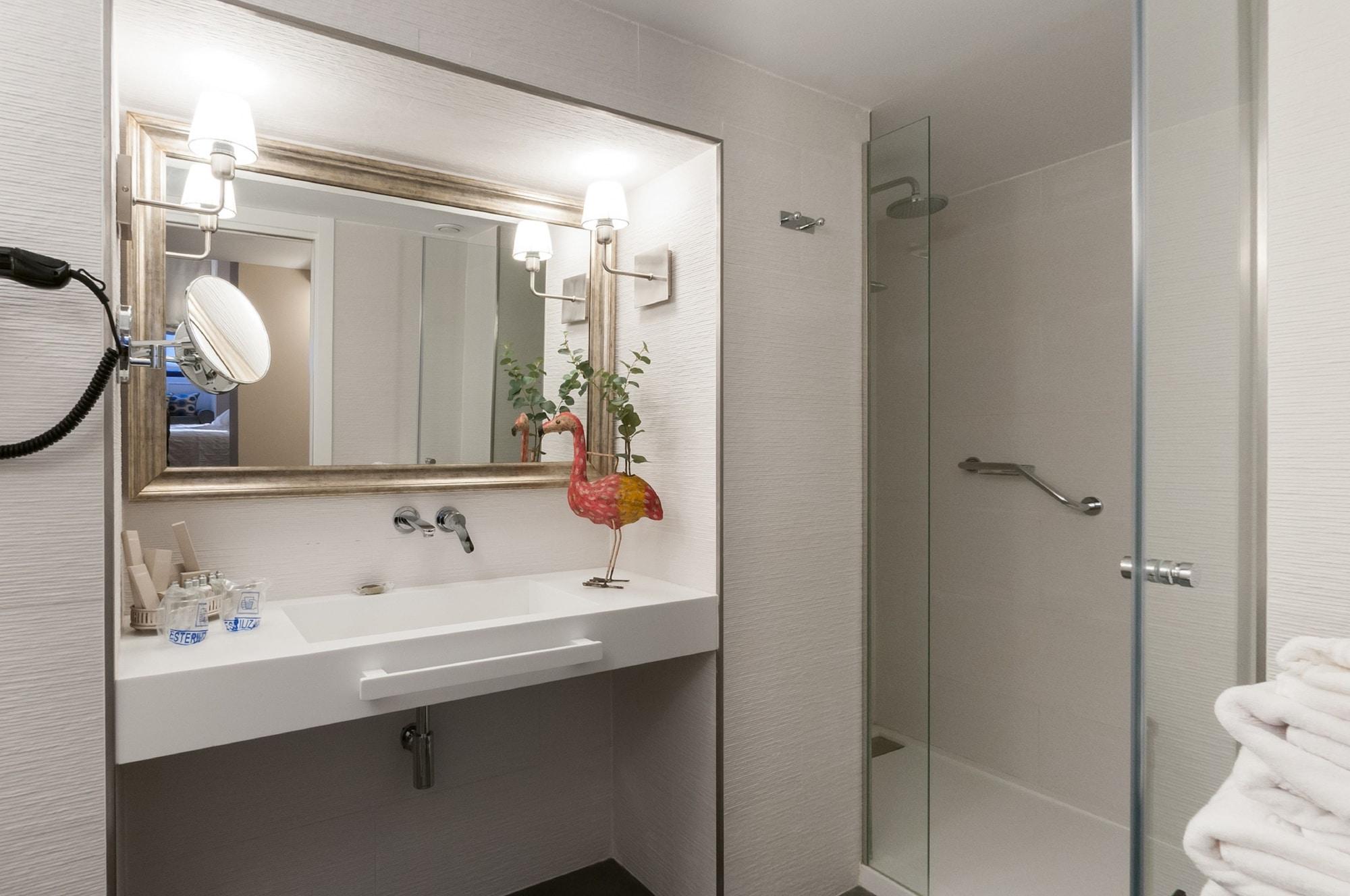 Suites Murillo Catedral Seville Luaran gambar
