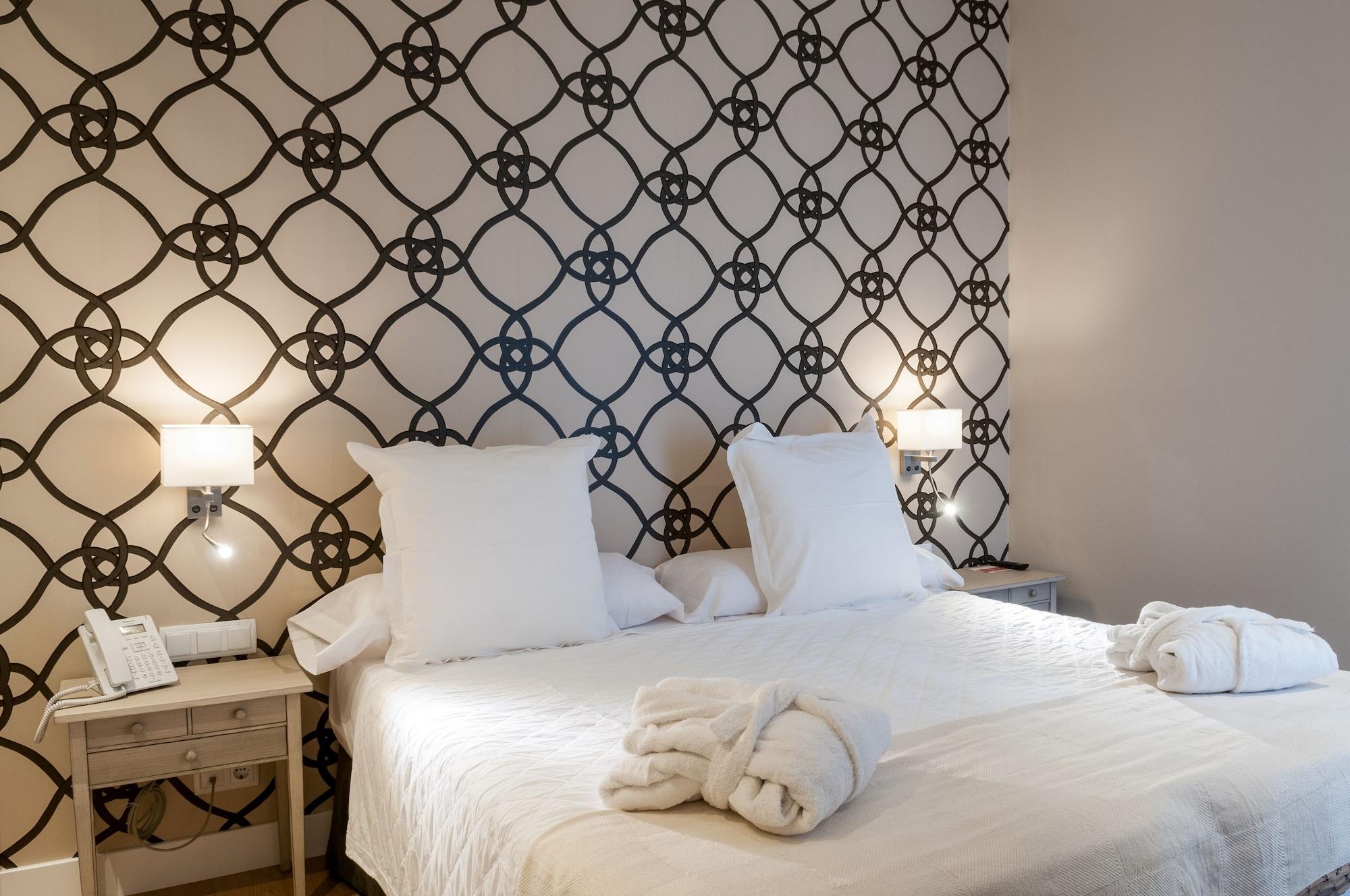 Suites Murillo Catedral Seville Luaran gambar